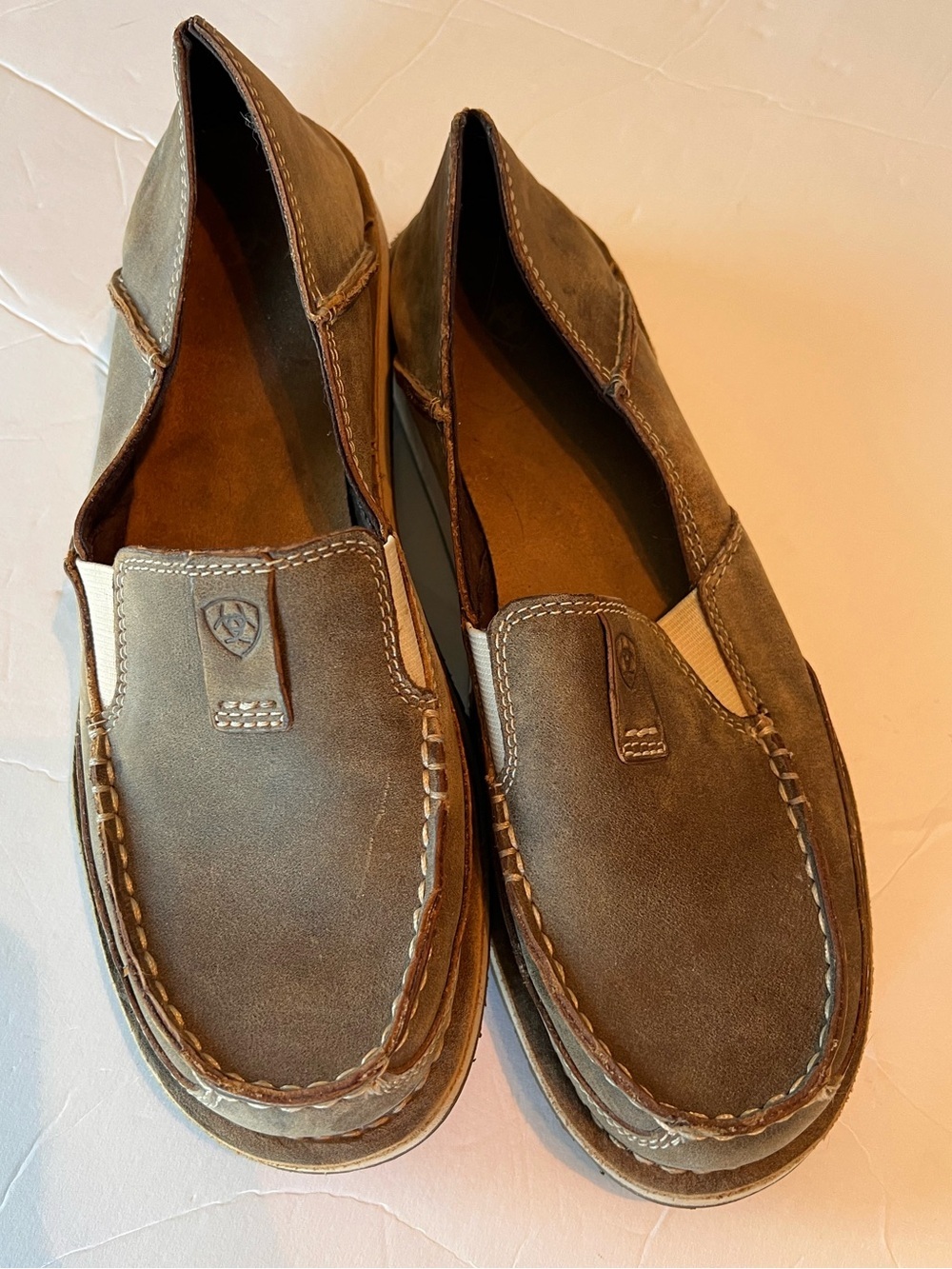 Ariat Ladies Cruiser Brown Bomber Casual Slip-on Shoes size 10.5 - Picture 2 of 9